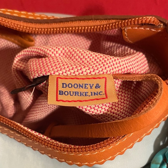 Dooney & Bourke east west  slouch Bag - Picture 3 of 15